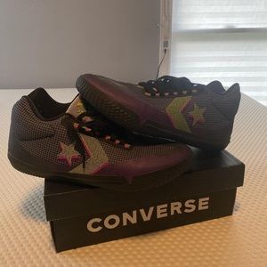 Mens basketball shoe